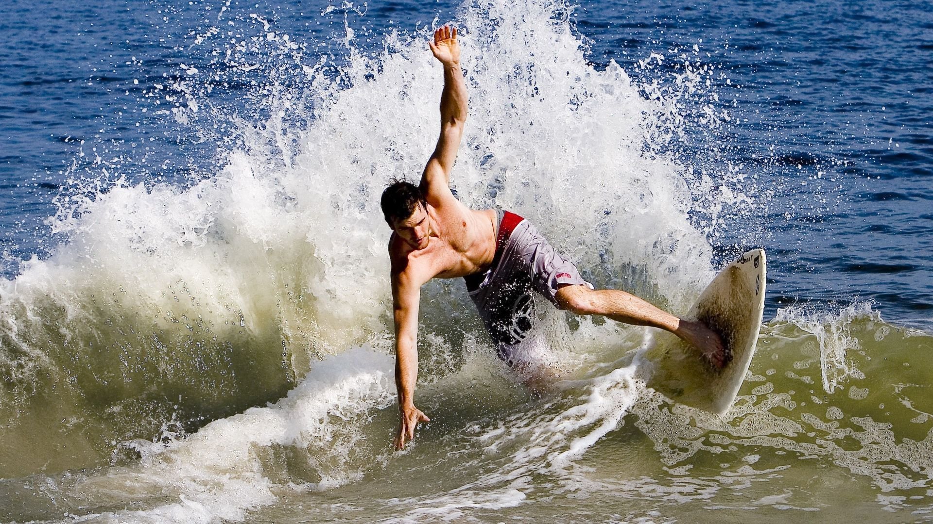 开云体育下载-新疆队粉碎勇士，库里成为关键先生